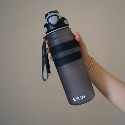 Eyun Outdoor Sports Bottle for Office and Gym - Twisoo